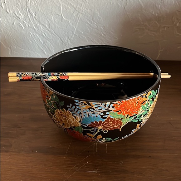 Other - 🖤🥢Large Black Ceramic Ramen Noodle Bowl with Matching Chopsticks🥢🖤